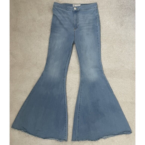 Free People Just Float On Womens 29R Blue Flare Bell Bottom Jeans Raw Hem Boho - Picture 2 of 10